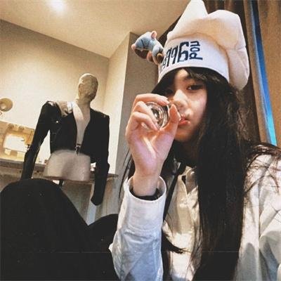 燃烧女子的画像